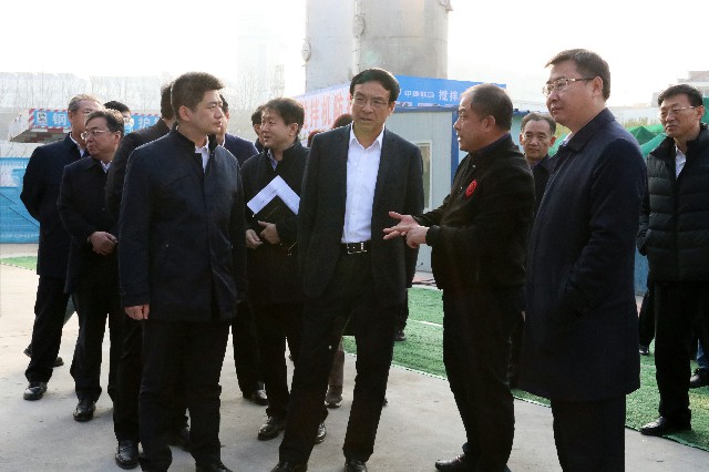青岛市人大常委会主任王鲁明一行视察中建联合海尔云谷配套学校（青岛二中分校）项目(图1)